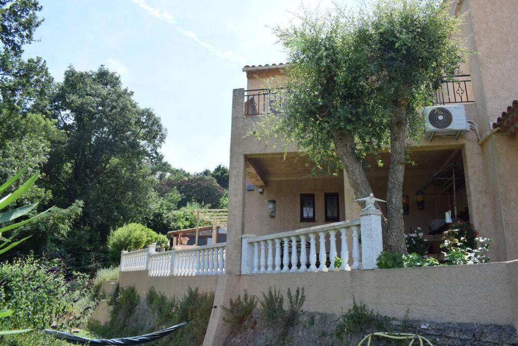 Appartement Neuf Et Independant Dans Rez-De-Villa Vallauris Esterno foto